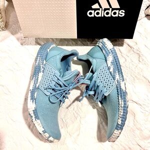 Adidas Athletic 24/7 TR size 7 like new with box